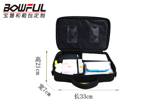 軟匯醫(yī)用工具箱包定制